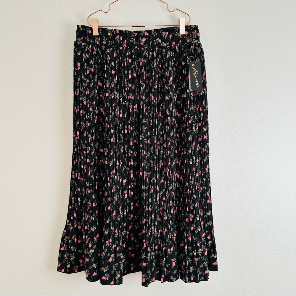New Metro Wear black floral pleated midi skirt - Picture 8 of 12